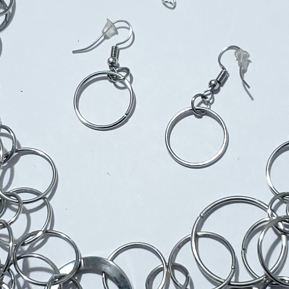 Circles Necklace and Earrings - Picture 3 of 7